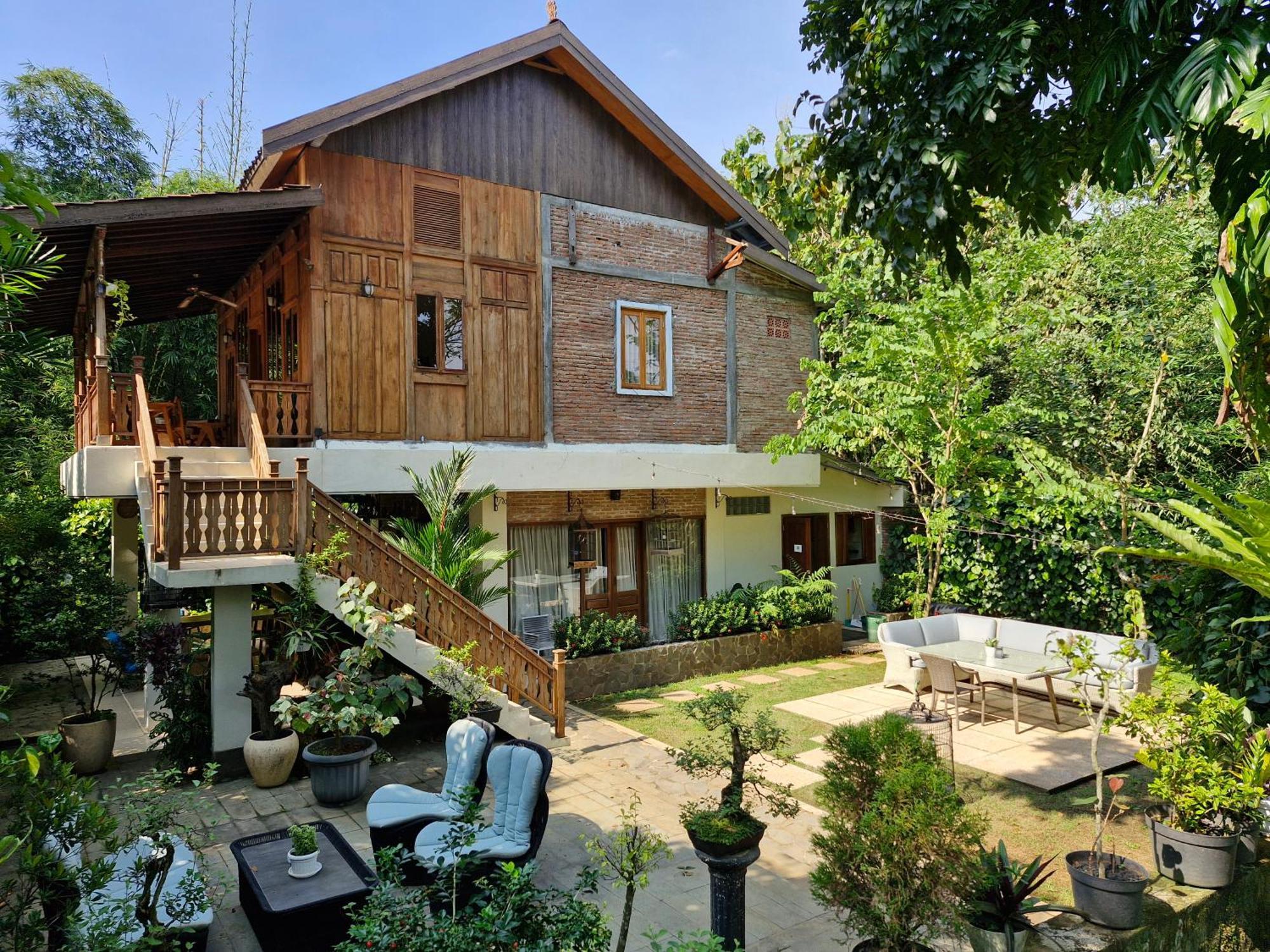 Jepara Garden Resort Exterior photo